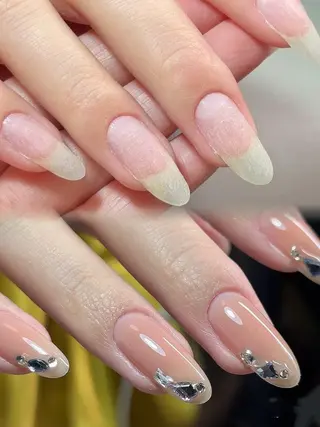 ネイル EE.Nail所属・FuFu.Nail 2️⃣番のネイルデザイン