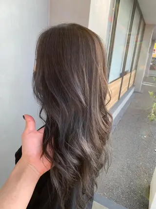 ロング カラー 名古屋／デザイン／ ブリーチ/松井亮磨のヘアスタイル