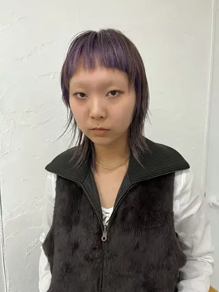 ミディアム イシイ モエカのヘアスタイル