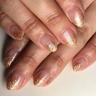 ネイル VOGUE ×SWANのネイルデザイン