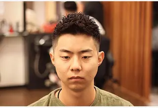 ショート パーマ メンズ 前田賢生 ご新規様はNGのヘアスタイル