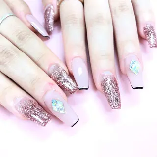 ネイル ユリシスネイル 担当近藤のネイルデザイン