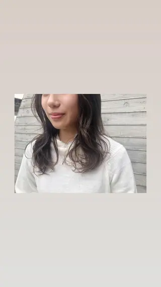 ロング カラー パーマ ヘアアレンジ 藤井 菜緒のヘアスタイル