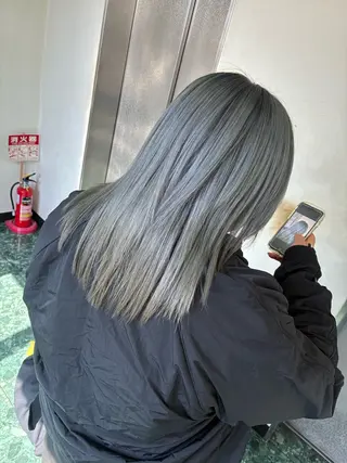 ミディアム nara misakiのヘアスタイル