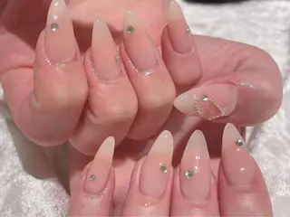 ネイル VIVIAN リサのネイルデザイン