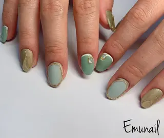 ネイル Emu Nailのネイルデザイン