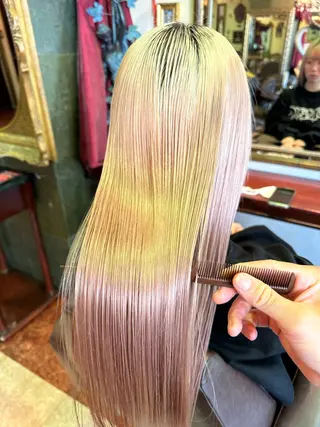 ロング 【レイヤー/韓国風 /髪質改善】RINのヘアスタイル