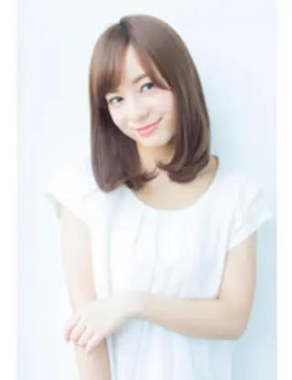 セミロング 井上 美春のヘアスタイル