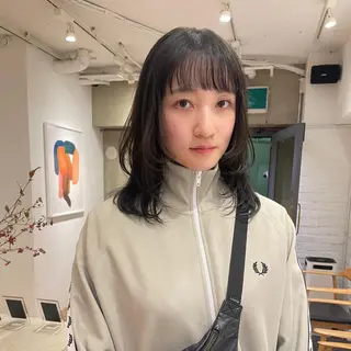 セミロング カラー ブリーチ/レイヤー 🌻Mutsumiのヘアスタイル