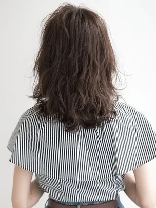 セミロング 当日予約可能 南口徒歩５分のヘアスタイル