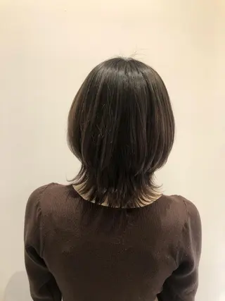 ミディアム 山本 佳奈のヘアスタイル