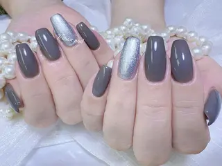 ネイル VIVIAN リサのネイルデザイン