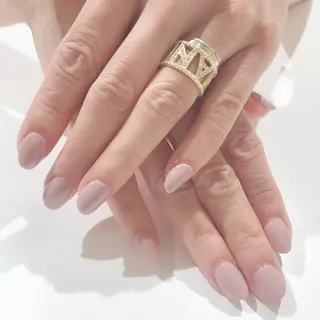 ネイル classic 新横浜所属・山田 暉のネイルデザイン