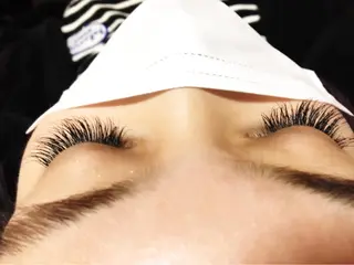 マツエク・マツパ M's eye所属・まつげとお肌のサロン M*s eyeのエステ・リラクイメージ