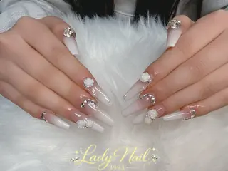 ネイル Lady Nails 1993所属・タナカ フォンのネイルデザイン