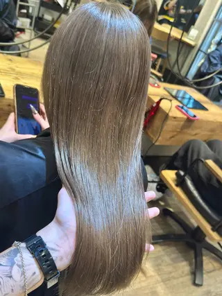 セミロング カラー 立川/ブリーチ/ 髪質改善/西川翔真のヘアスタイル