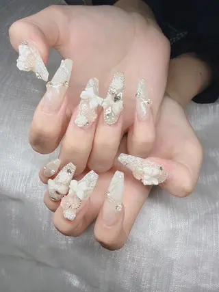 ネイル Lee Nailsのネイルデザイン