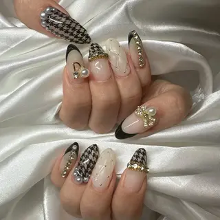 ネイル Moon  Nail /栄　大須のネイルデザイン