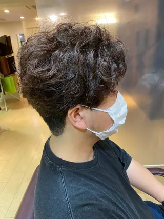 メンズ KAZU所属・安藤 慎悟のヘアスタイル