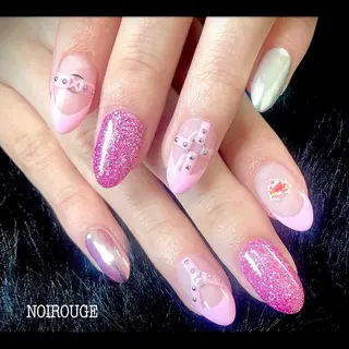 ネイル NOIROUGE所属・NOI ROUGEのネイルデザイン