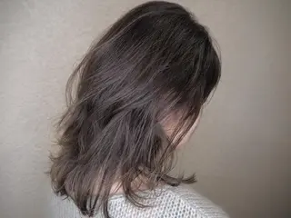 ミディアム カラー 菅村 勇亮のヘアスタイル