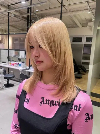 セミロング ないとう ゆうかのヘアスタイル