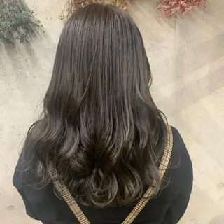 ロング カラー wakana 【ブリーチカラー】のヘアスタイル