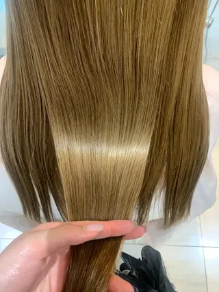 ロング 透けるbrown カラー🎗♡yukaのヘアスタイル