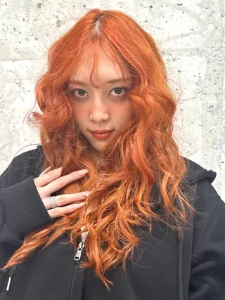 カラー YURiA レイヤー🫧暖色のヘアスタイル