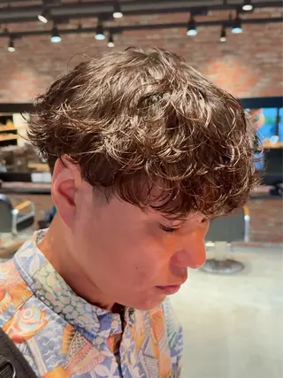 ショート パーマ メンズ 藤田 明輝のヘアスタイル