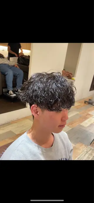 メンズ 波巻きスパイラル/ メンズパーマ/ゆうひのヘアスタイル