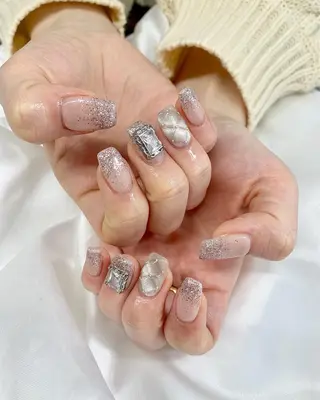 ネイル アイブロウ pu muのネイルデザイン