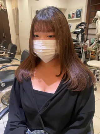 ロング 荻野 早紀のヘアスタイル