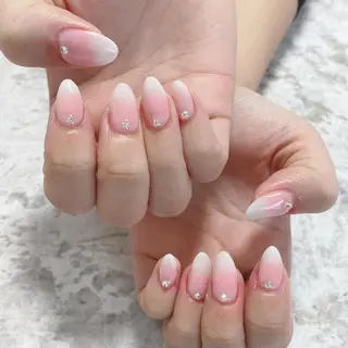 ネイル 吉岡 裕子のネイルデザイン