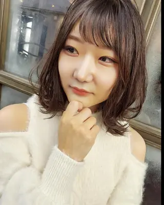 ミディアム カラー grow上野御徒町【グロウ】所属・ブリーチ・ハイトーン 特化🎉内山のヘアスタイル