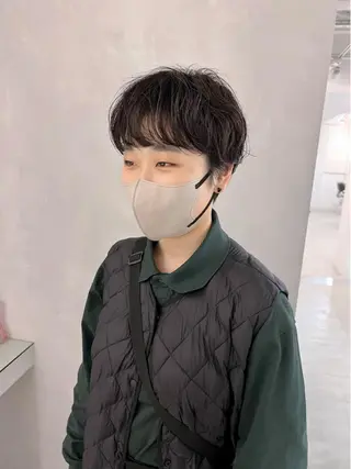 ショート foto所属・𝐁𝐋𝐔𝐄𝐓 /カット特化/新宿のヘアスタイル