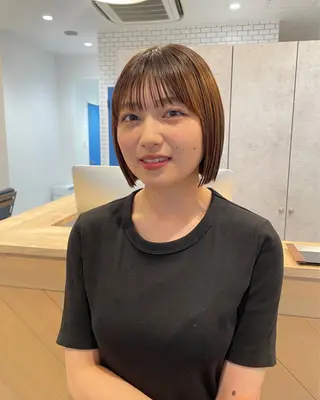 ショート ofF élua所属・🌵ボブ/切りっぱな し/ショート藤長芽生のヘアスタイル