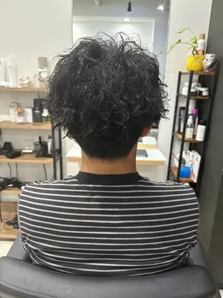 パーマ メンズ 西 千穂乃のヘアスタイル