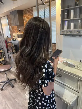 ロング カラー Felice Erikaのヘアスタイル