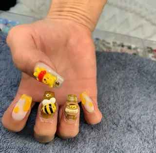 ネイル MHR nailのネイルデザイン