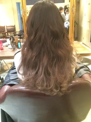 ロング カラー サロンドミルク 原宿のヘアスタイル