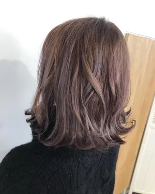 カラー 伊藤 かなのヘアスタイル
