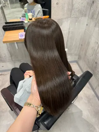 ロング ayano /レイヤー/艶カラーのヘアスタイル