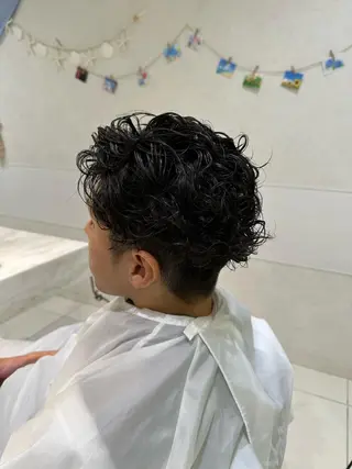 ショート パーマ メンズ 似合わせレイヤー 海外風レイヤーmioのヘアスタイル