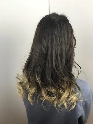 ロング カラー デザインカラー🌈 高木リョウのヘアスタイル