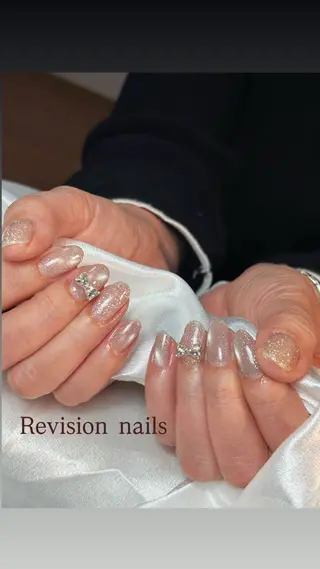 ネイル 芹澤 美由のネイルデザイン