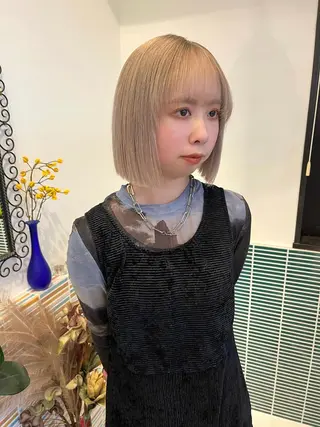 ミディアム カラー 🩷ハイトーン透明感 レイヤー🩷ユリカのヘアスタイル