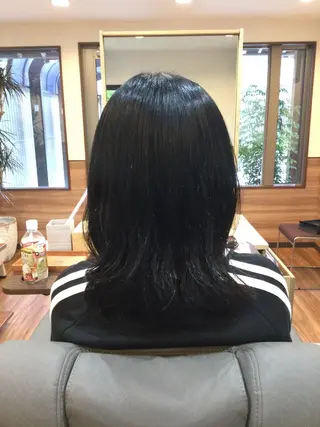 ミディアム Annon プライベートサロンのヘアスタイル