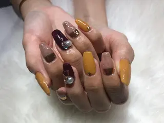 ネイル Amber21.所属・Nagahama Akariのネイルデザイン