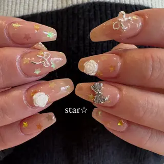 ネイル 佐藤 穂乃香のネイルデザイン